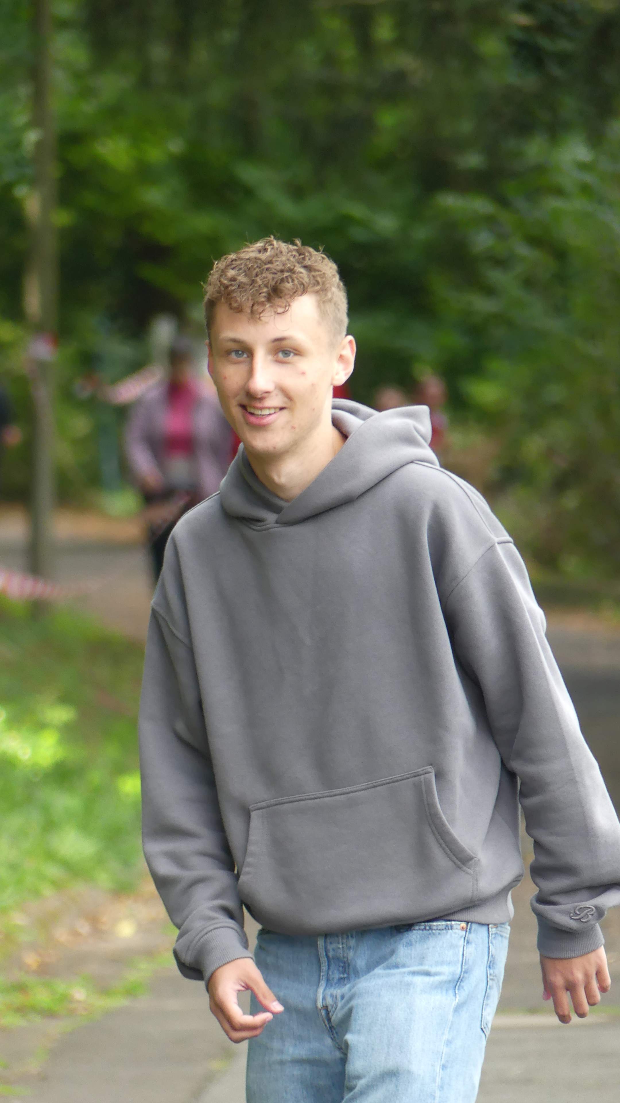 Bild vom 14. Benefizlauf im Jahr 2024. Dies ist das 119. Bild.